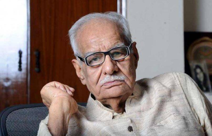 ज्येष्ठ पत्रकार कुलदीप नय्यर यांचं निधन Veteran journalist Kuldeep Nayyar passed away ज्येष्ठ पत्रकार कुलदीप नय्यर यांचं निधन