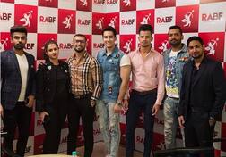 तासाला 300 ते तीन हजार मोजा, भाड्याने बॉय-फ्रेण्ड मिळवा