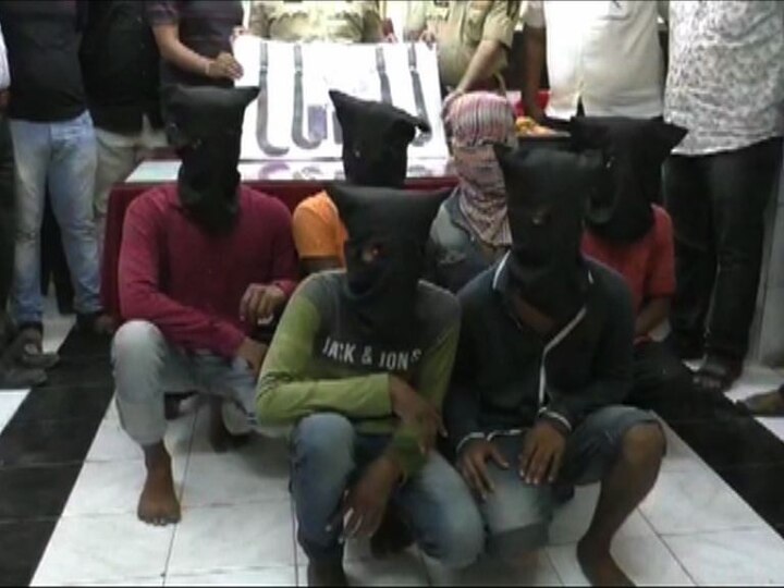 6 youth arrested for kushinagar express loot  एक्स्प्रेसमध्ये प्रवाशांना लुटणारी टोळी जेरबंद, सर्व जण 19 वर्षांचे