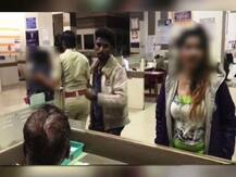 मद्यधुंद तरुणींचा पोलिस स्टेशनमध्ये धिंगाणा, पोलिसांना अरेरावी