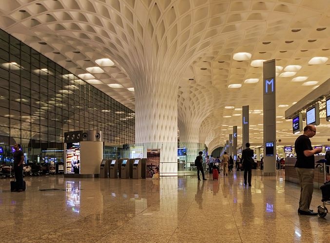 Mumbai International Airport to be known as Chhatrapati Shivaji Maharaj International Airport latest update मुंबई एअरपोर्टचं नाव आता छत्रपती शिवाजी 'महाराज' आंतरराष्ट्रीय विमानतळ