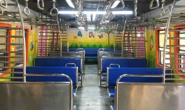 central railway new look coach लोकलचे डबे नव्या रंगात, नव्या ढंगात