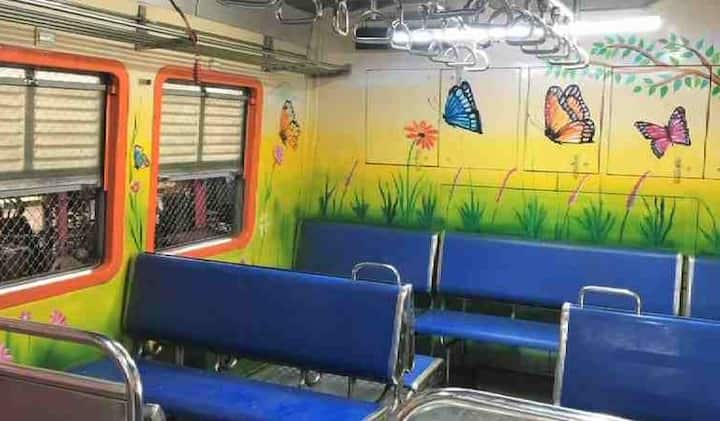 लोकलच्या डब्ब्यांना गुलाबी, हिरव्या रंगांचा वापर करुत निसर्ग चित्र रेखाटण्यात आली आहेत.