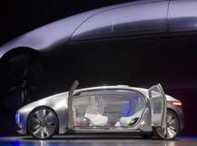 अमेरिकेत अॅपलच्या स्वयंचलित कारला अपघात