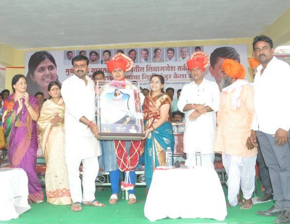 पंकजा मुंडेंचा मेटेंना धक्का, ‘शिवसंग्राम’चे राजेंद्र मस्के भाजपच्या वाटेवर Shivsangram Leader Rajendra Maske likely to enter in BJP पंकजा मुंडेंचा मेटेंना धक्का, ‘शिवसंग्राम’चे राजेंद्र मस्के भाजपच्या वाटेवर