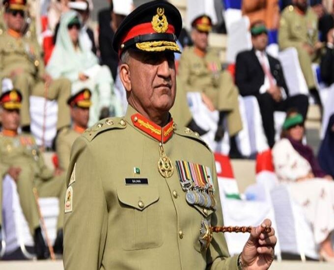 pakistan army chief qamar bajwa spews venom against india  पाकिस्तानी सैनिकांच्या रक्ताचा हिशेब चुकता करु- पाक लष्करप्रमुख