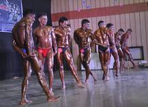 ...जेव्हा पोलिस बॉडीबिल्डिंग करतात!