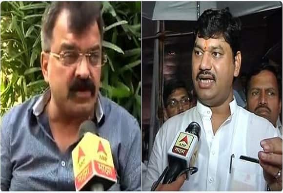 आव्हाडांची सुरक्षा कमी का केली? धनंजय मुंडेंचं मुख्यमंत्र्यांना पत्र Why is the security of Jitendra Awhad reduced? Dhananjay Munde's letter to CM आव्हाडांची सुरक्षा कमी का केली? धनंजय मुंडेंचं मुख्यमंत्र्यांना पत्र