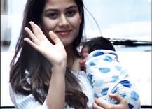 शाहीद-मीरा यांच्या बाळाची पहिली झलक