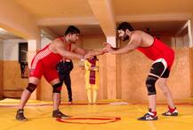 \'मॅट\'वरील कुस्तीचा श्रीगणेशा, कोल्हापुरात राणाचा जोरदार सराव