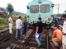 कसारा-आसनगावदरम्यानची वाहतूक ठप्प, लांब पल्ल्याच्या गाड्याही रखडल्या