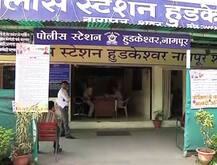 आजोबा म्हणून वावरणाऱ्या 50 वर्षीय व्यक्तीकडून चिमुकलीसोबत अश्लील चाळे