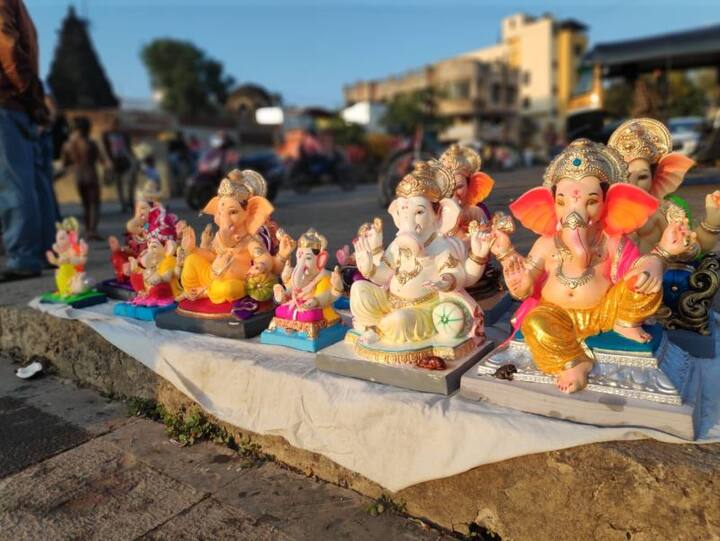 पाहा आणखी फोटो (स्थळ : म्हसोबा पटांगण, पंचवटी, नाशिक)