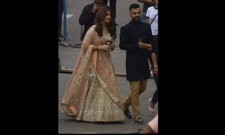 पाहा आणखी फोटो 