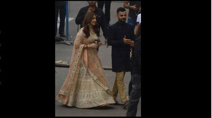 पाहा आणखी फोटो 