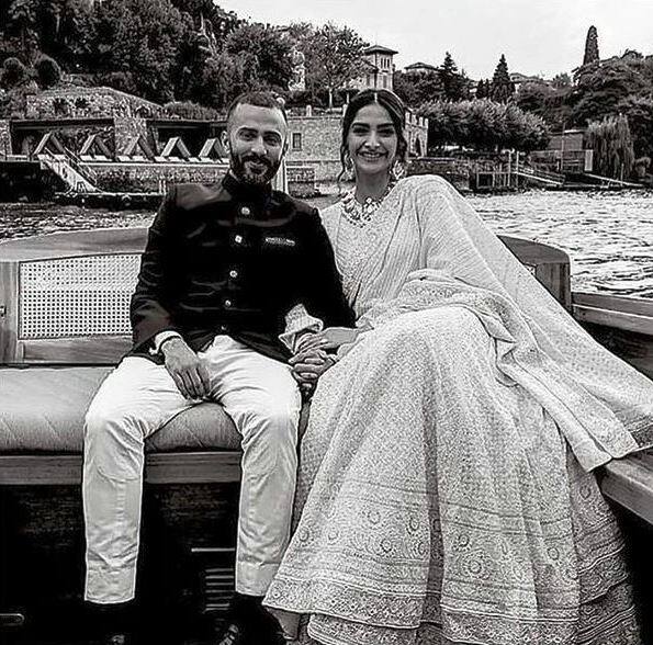 सोनम कपूर आणि आनंद आहुजाही या ग्रॅण्ड सेलिब्रेशनमध्ये सहभागी झाले होते.