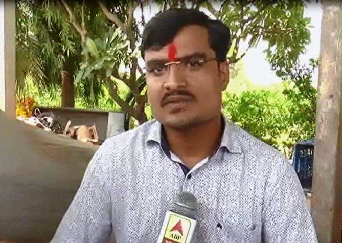 पंढरपुरातील शेतकऱ्याचा मुलगा भारतीय सैन्यात शास्त्रज्ञ Pandharpur : Son of farmer become scientist in Indian Army पंढरपुरातील शेतकऱ्याचा मुलगा भारतीय सैन्यात शास्त्रज्ञ