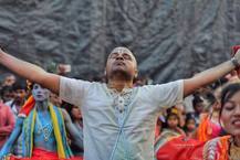 लातूरच्या विसर्जन मिरवणुकीत भारतातील विविधतेचं दर्शन