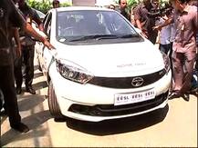 90 मिनिटे चार्ज करा, 120 किमी पळवा, राज्य सरकारच्या ताफ्यात इलेक्ट्रिक कार