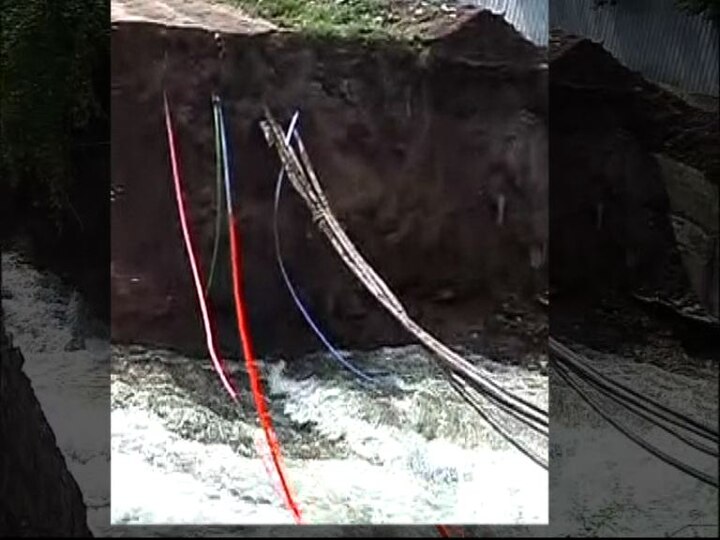 Pune : The shocking reason behind Mutha canal wall collapse is cables in the wall केबल्समुळे मुठा कालव्याची भिंत फुटल्याचा अंदाज