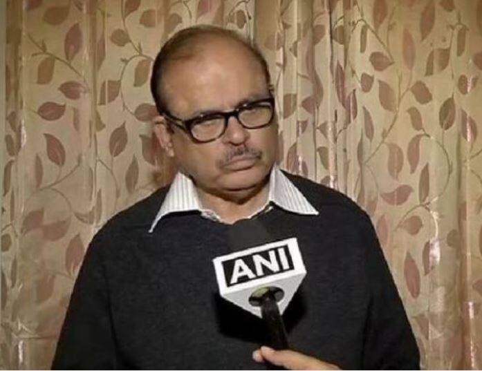 तारिक अन्वर यांची राष्ट्रवादीला सोडचिठ्ठी, खासदारकीचाही राजीनामा NCP national general secretary Tariq Anwar quits the party, also resigns from the post of Lok Sabha MP तारिक अन्वर यांची राष्ट्रवादीला सोडचिठ्ठी, खासदारकीचाही राजीनामा