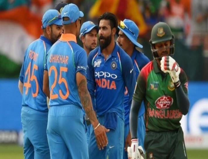  आशिया चषकाच्या फायनलमध्ये लिटन दासने 121 धावांची खेळी केली. भारताविरुद्ध केलेल्या कोणत्याही बांगलादेशच्या खेळाडूची सर्वाधिक धावसंख्या आहे. 