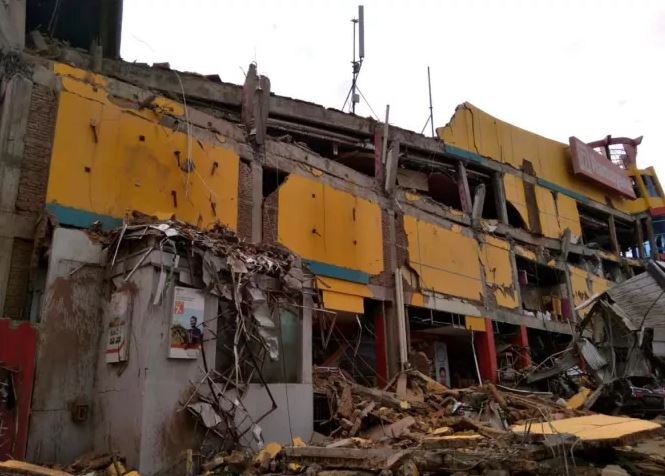 पालू शहराला भूकंपानंतर आलेल्या त्सुनामीचा फटका बसला. याठिकाणी 1.5 मीटर उंचीच्या लाटा उसळल्या होत्या.