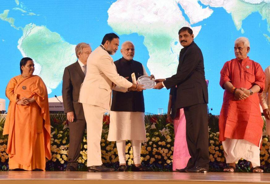 Satara distric won first prize in swachha sarvekshan gramin स्वच्छ सर्वेक्षण ग्रामीण : साताऱ्याचा एक नंबर, पंतप्रधानांच्या हस्ते गौरव