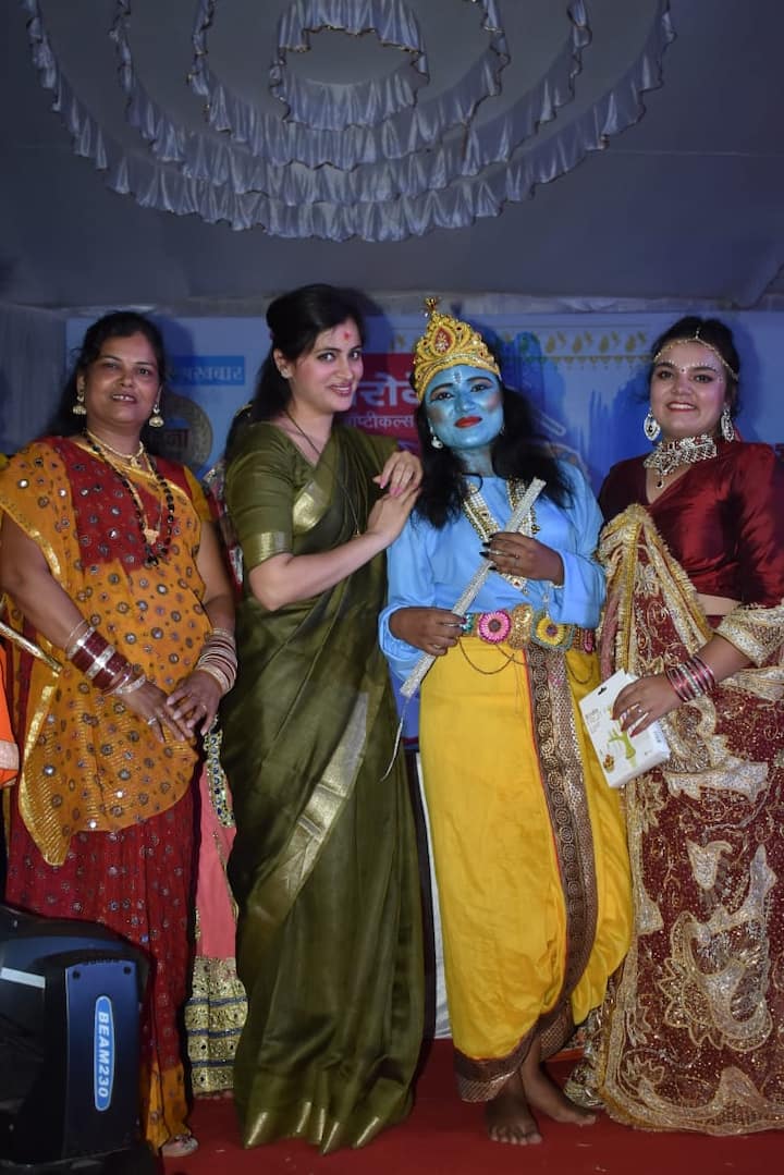 अमरावतीमध्ये दुर्गा देवी उत्सव उत्साहात साजरा केला जातो. त्यासाठीच शहरात दांडियाचं प्रशिक्षण सुरु आहे.