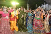 दांडिया प्रशिक्षण केंद्रात नवनीत राणा यांचा डान्स