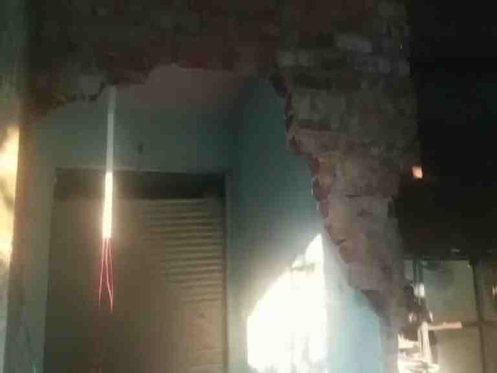 six shops robbery in one night in bhandup मुंबईत एका रात्रीत सहा दुकाने फोडली, लाखोंचा माल लंपास