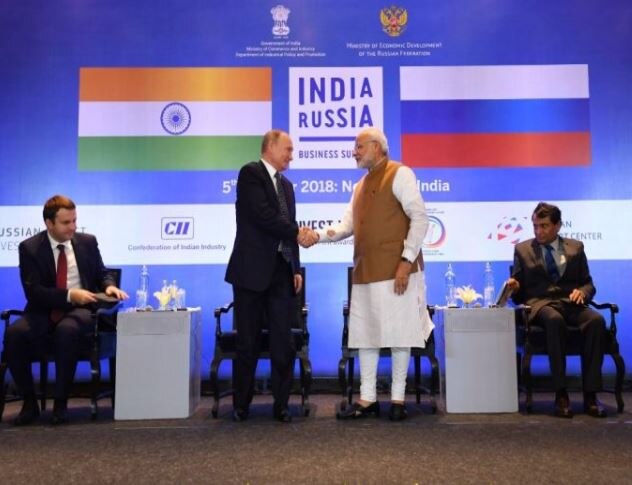 india russia formally ink the 5 2 billion deal for s 400 air defense system दिल से दोस्ती! अमेरिकेचा दबाव झुगारुन भारताने रशियासोबत मैत्री निभावली