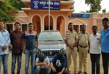 टेस्ट ड्राईव्हच्या नावाखाली पुण्यातून कार पळवणाऱ्यांना सोलापुरात बेड्या