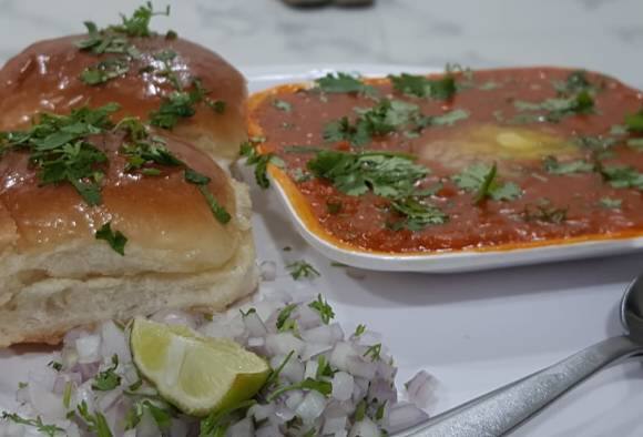 फूडफिरस्ता : साताऱ्याचं चंद्रविलास