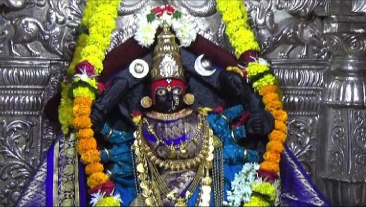 या मशाल महोत्सवाला पंचक्रोशीतील हजारो नागरिक उपस्थित होते.
