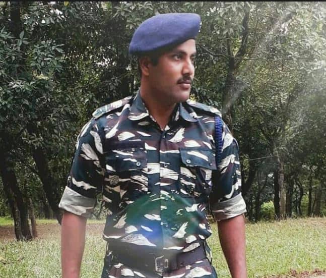 Belgaum : Martyr CRPF Jawan Umesh Helware ग्रेनेड झेलून 20 सहकाऱ्यांचा जीव वाचवणारा जवान शहीद