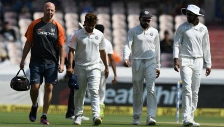 Shardul Thakur likely to miss Australia tour's T20 and test series शार्दूल ठाकूर ऑस्ट्रेलियाविरुद्धच्या टी-20 आणि कसोटी मालिकेलाही मुकणार