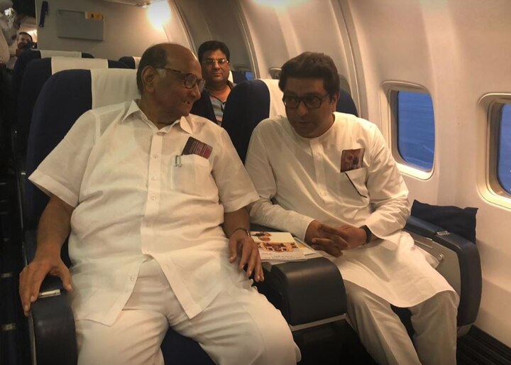 what happen in flight between sharad pawar and raj Thackeray  विमान प्रवासात शरद पवार म्हणाले, राजला इथे बसू द्या