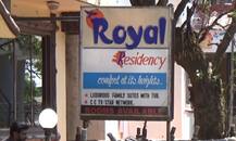 प्रेमी युगुलांची नोंद न ठेवणाऱ्या महाबळेश्वरातील हॉटेल मालकावर गुन्हा