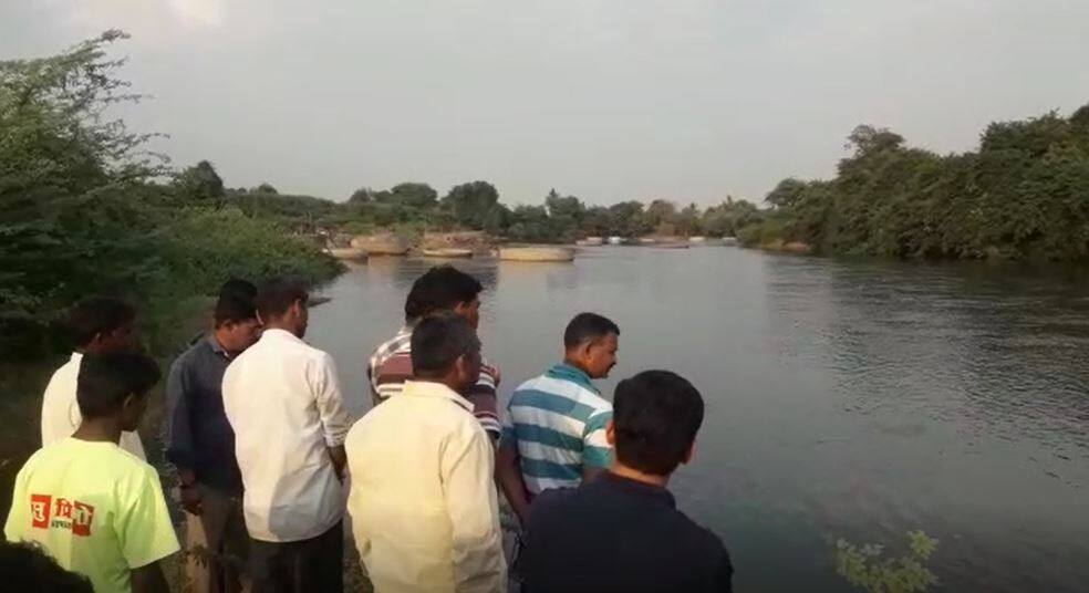 अहमदनगरमध्ये तीन शाळकरी मुलांचा नदीत बुडून मृत्यू in Ahmednagar Three school boys drown in river अहमदनगरमध्ये तीन शाळकरी मुलांचा नदीत बुडून मृत्यू