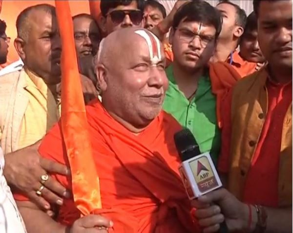 ayodhya vhp dharma sabha swami ram rambhadracharya says govt will take big action after 11 december राम मंदिराबाबत 11 डिसेंबरनंतर काहीतरी मोठा निर्णय होणार : स्वामी राम भद्राचार्य