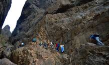 हरिश्चंद्रगडावर अडकलेल्या 20 ट्रेकर्सची अखेर सुटका