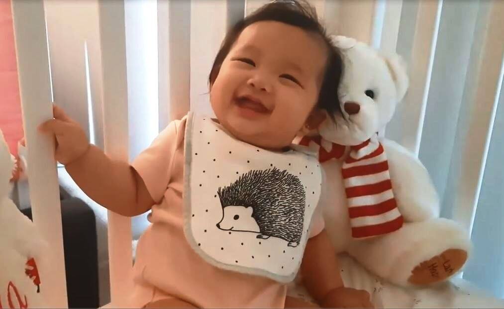 World’s first designer baby created in China, claims scientist चीनमध्ये जगातील पहिल्या डिझायनर बाळाचा जन्म : शास्त्रज्ञांचा दावा