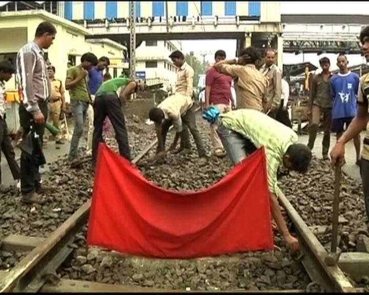 आज मध्य आणि हार्बर रेल्वेवर 6 तासांचा जम्बो ब्लॉक Jumbo block on Main an harbour line आज मध्य आणि हार्बर रेल्वेवर 6 तासांचा जम्बो ब्लॉक
