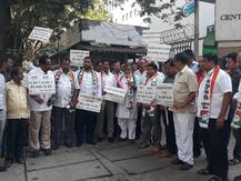 मुंबईत राष्ट्रवादीचं मोजून पाच मिनिटं आंदोलन!