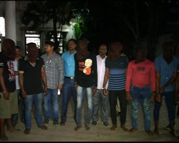 14 nigerian arrested with drugs in mumbai मुंबईत ड्रग्ज रॅकेटचा पर्दाफाश, 14 नायजेरियन अटकेत