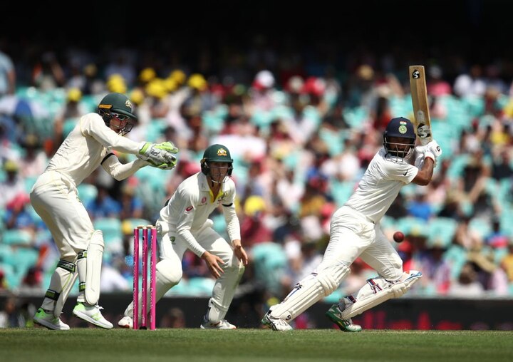 Stumps of 4th test day 1 between India and Australia from Sydney Cricket Ground INDvsAUS : पुजाराचं शतक, सिडनी कसोटीत भारताची दमदार सुरुवात