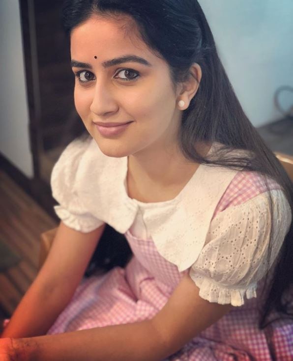 वैदेही याआधी आणि...डॉ. काशिनाथ घाणेकर या चित्रपटात दिसली होती. याशिवाय तिने अनेक मराठी चित्रपटांमध्ये काम केलं आहे. (फोटो : वैदेही परशुरामी इन्स्टाग्राम अकाऊंट)