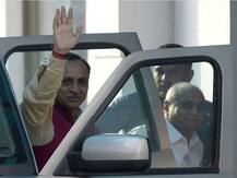 खुल्या प्रवर्गात आर्थिक आरक्षण देणारं गुजरात पहिलंच राज्य