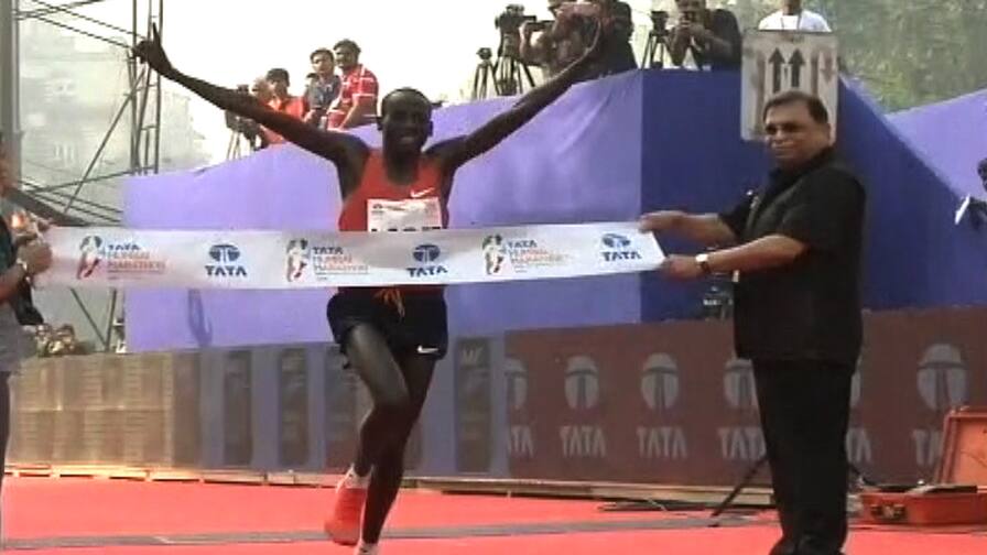 kenyas cosmos lagat win mumbai marathon 2019 title केनियाच्या कॉसमॉस लॅगाट ठरला मुंबई मॅरेथॉनचा विजेता